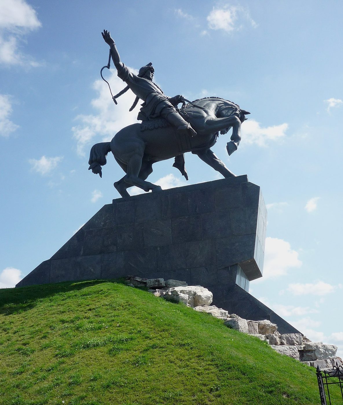Памятник Салавату Юлаеву — Уфа